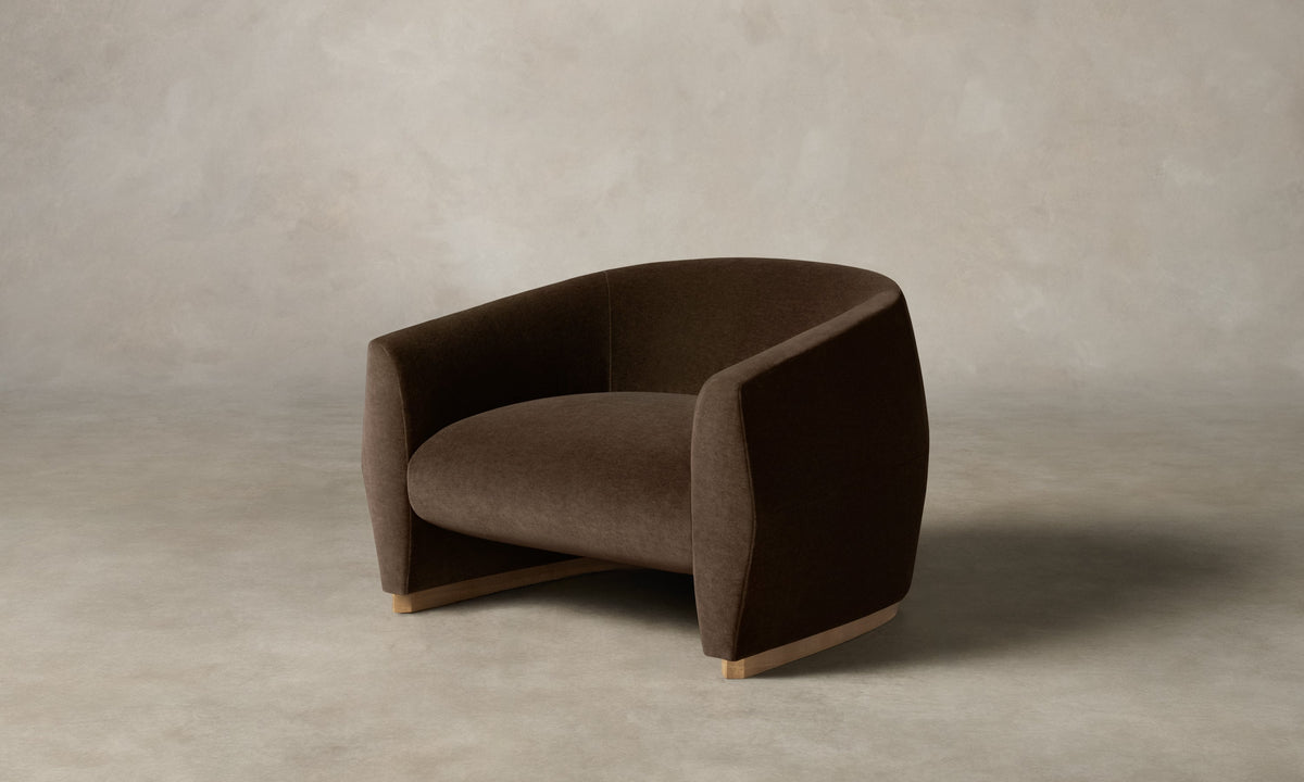 The Alpe Chair - Performance Velvet Bark