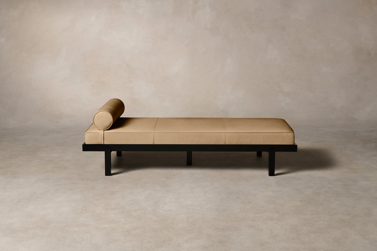 The Bruna Daybed - Nubuck Leather Rye