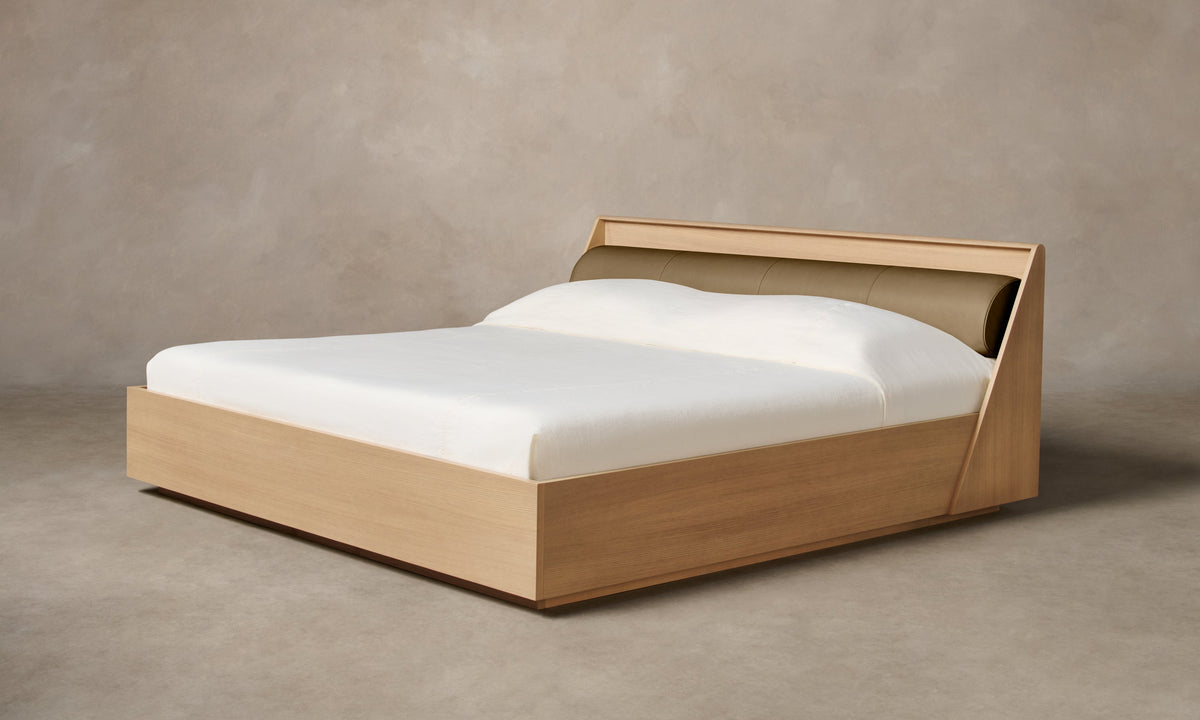 The Verne Bed - Costa Leather Portobello