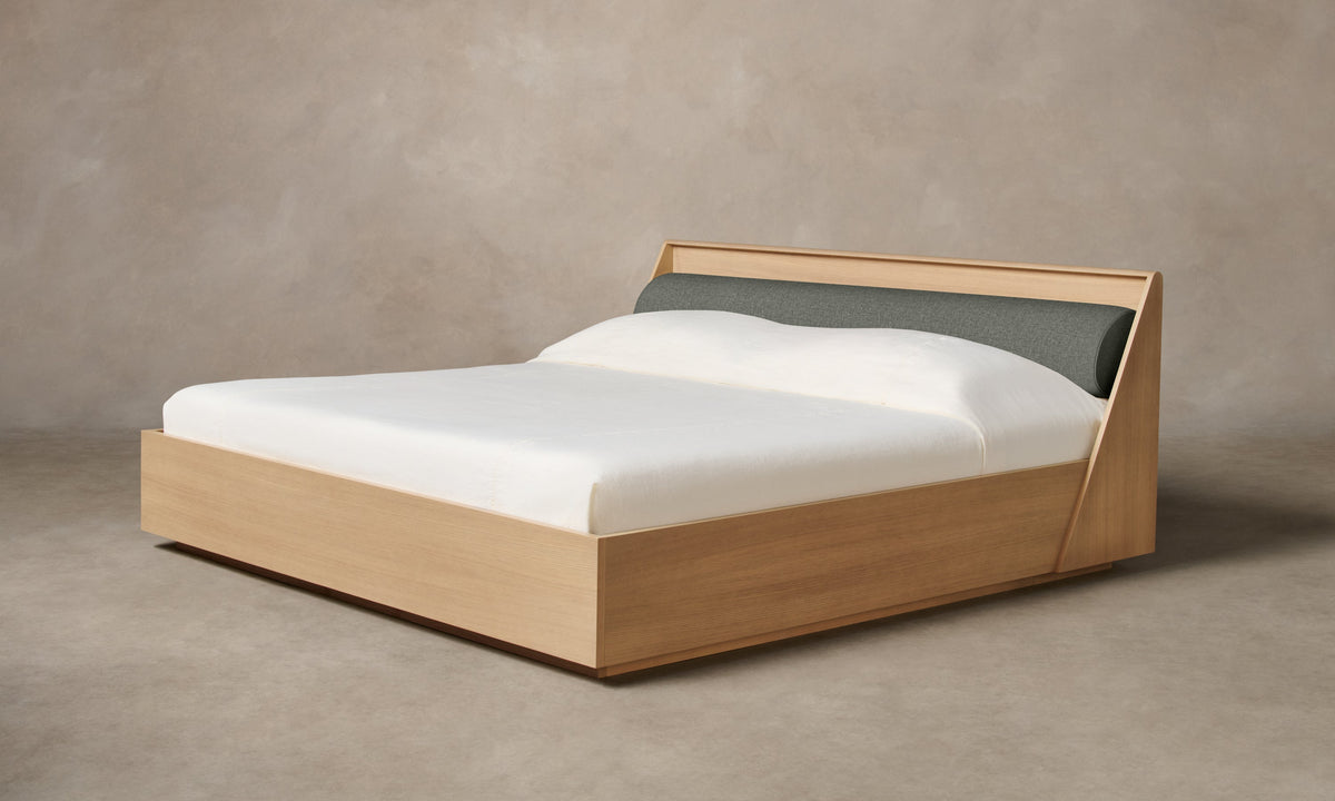 The Verne Bed - Heritage Belgian Linen Thyme