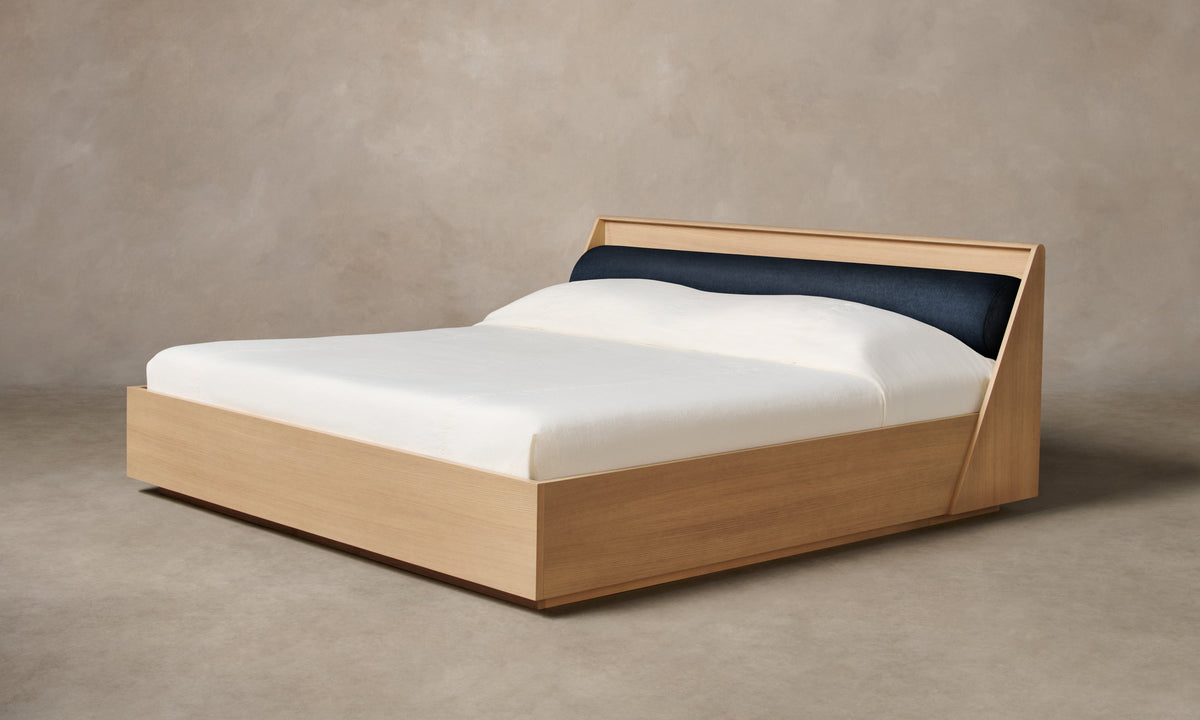 The Verne Bed - Mohair Admiral