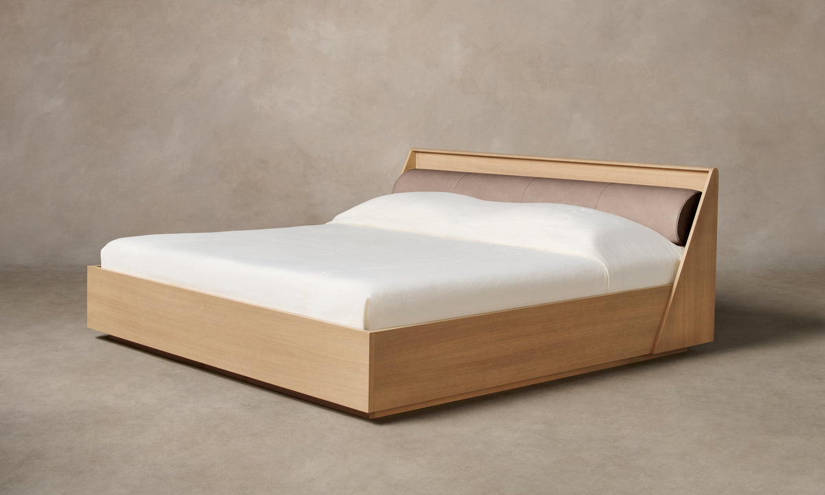 The Verne Bed - Nubuck Leather Fawn