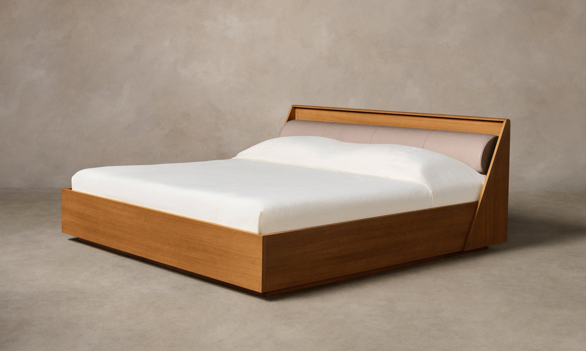 The Verne Bed - Pebbled Leather Stone