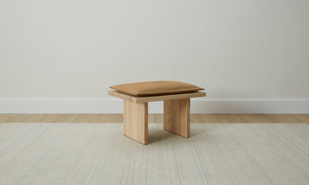 The Reyes Stool - Nubuck Leather Rye