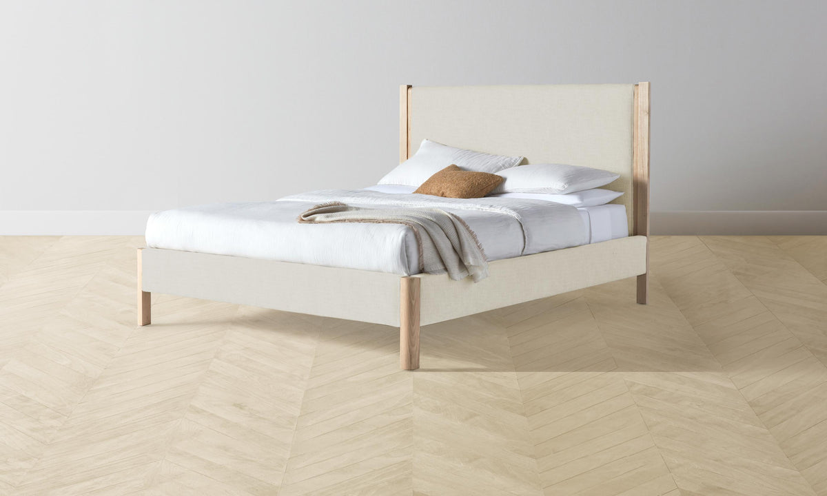 The Thompson Bed - Performance Linen Weave Flour
