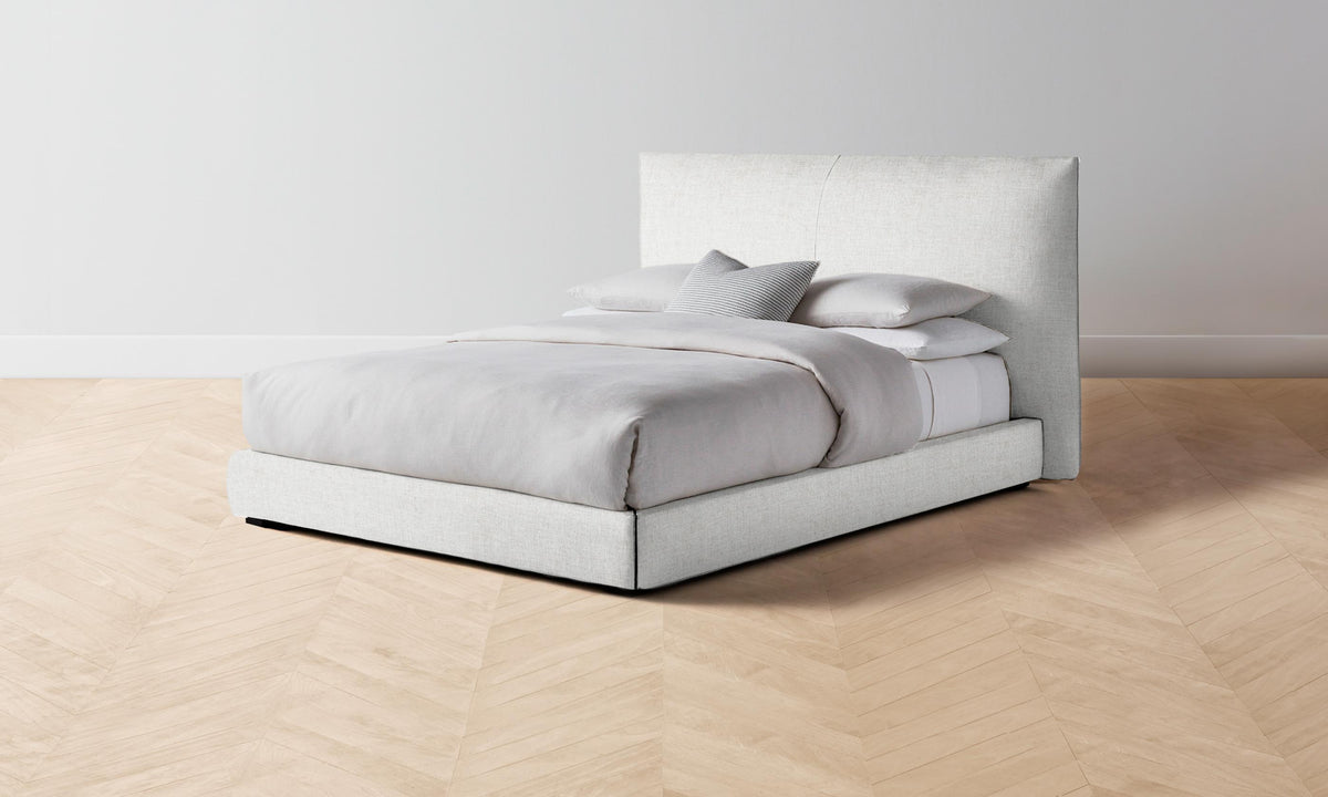 The Wythe Bed - Heritage Belgian Linen Egret