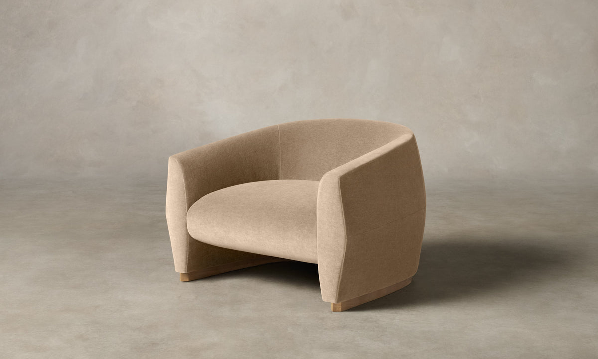 The Alpe Chair - Performance Velvet Butter