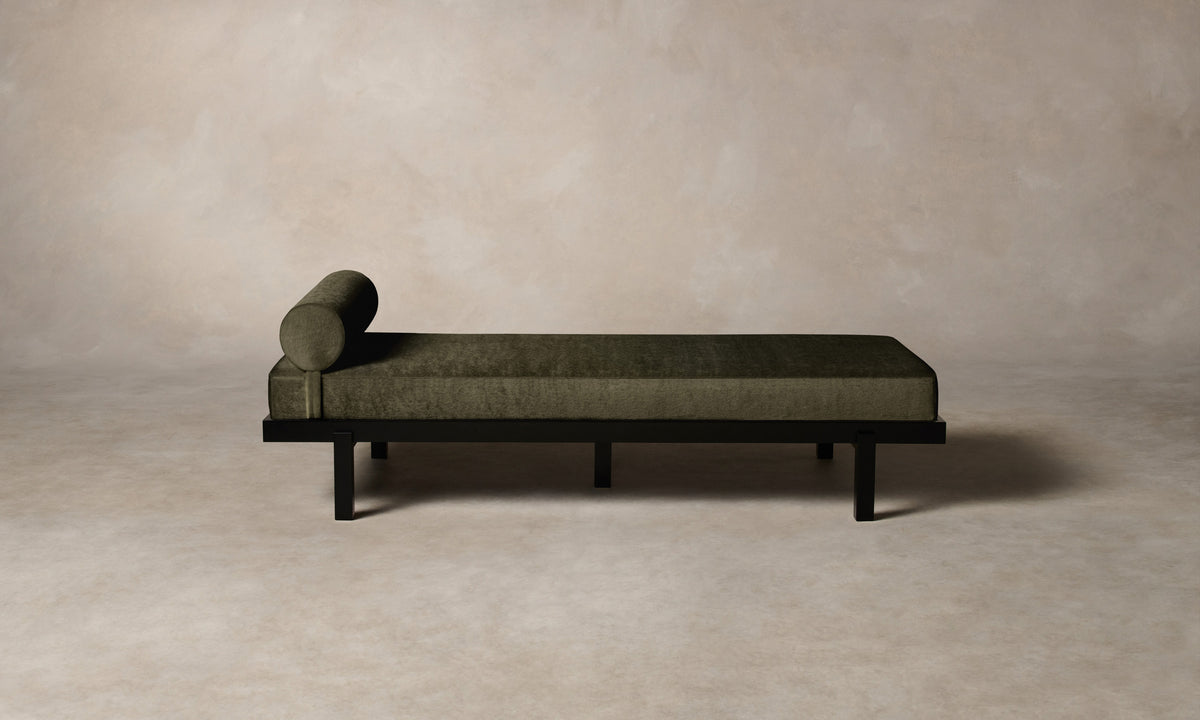 The Bruna Daybed - Mohair Moss