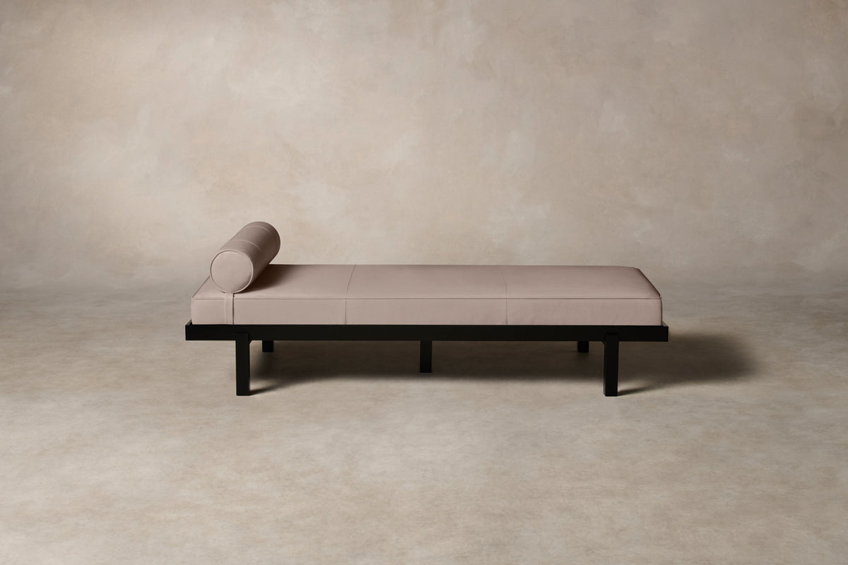 The Bruna Daybed - Nubuck Leather Fawn
