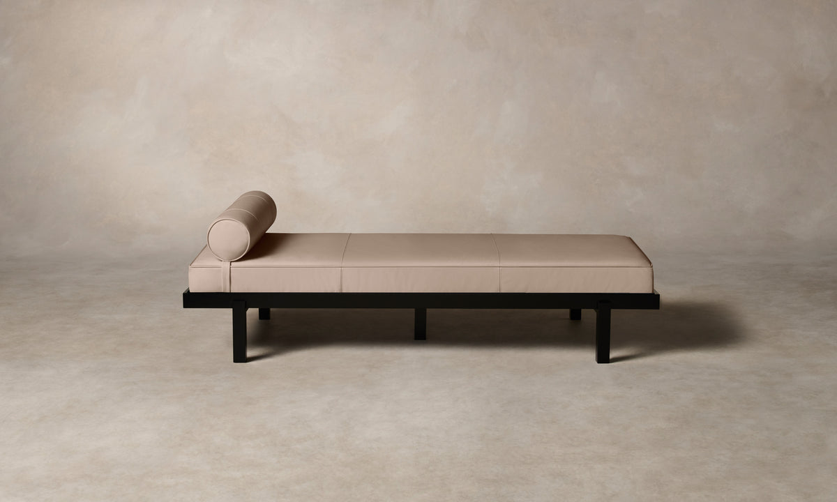 The Bruna Daybed - Pebbled Leather Stone