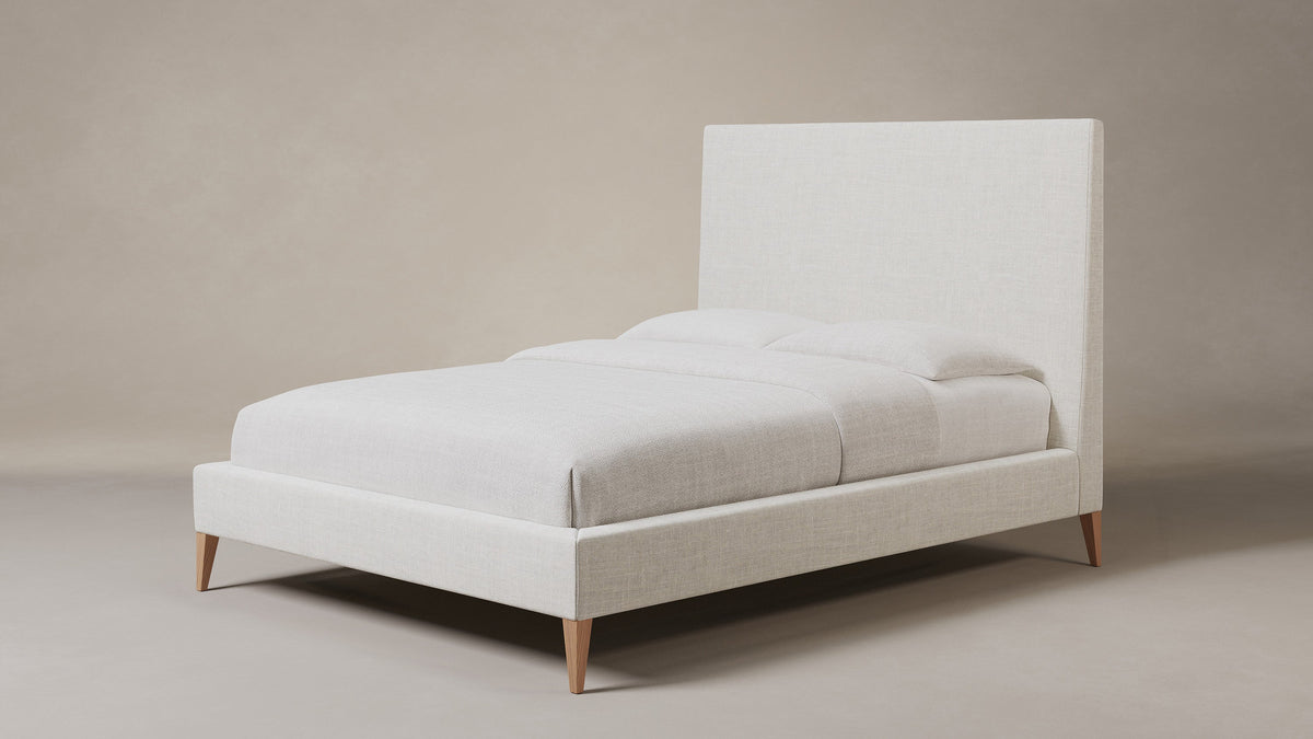The Essex Bed - Heritage Belgian Linen Summit