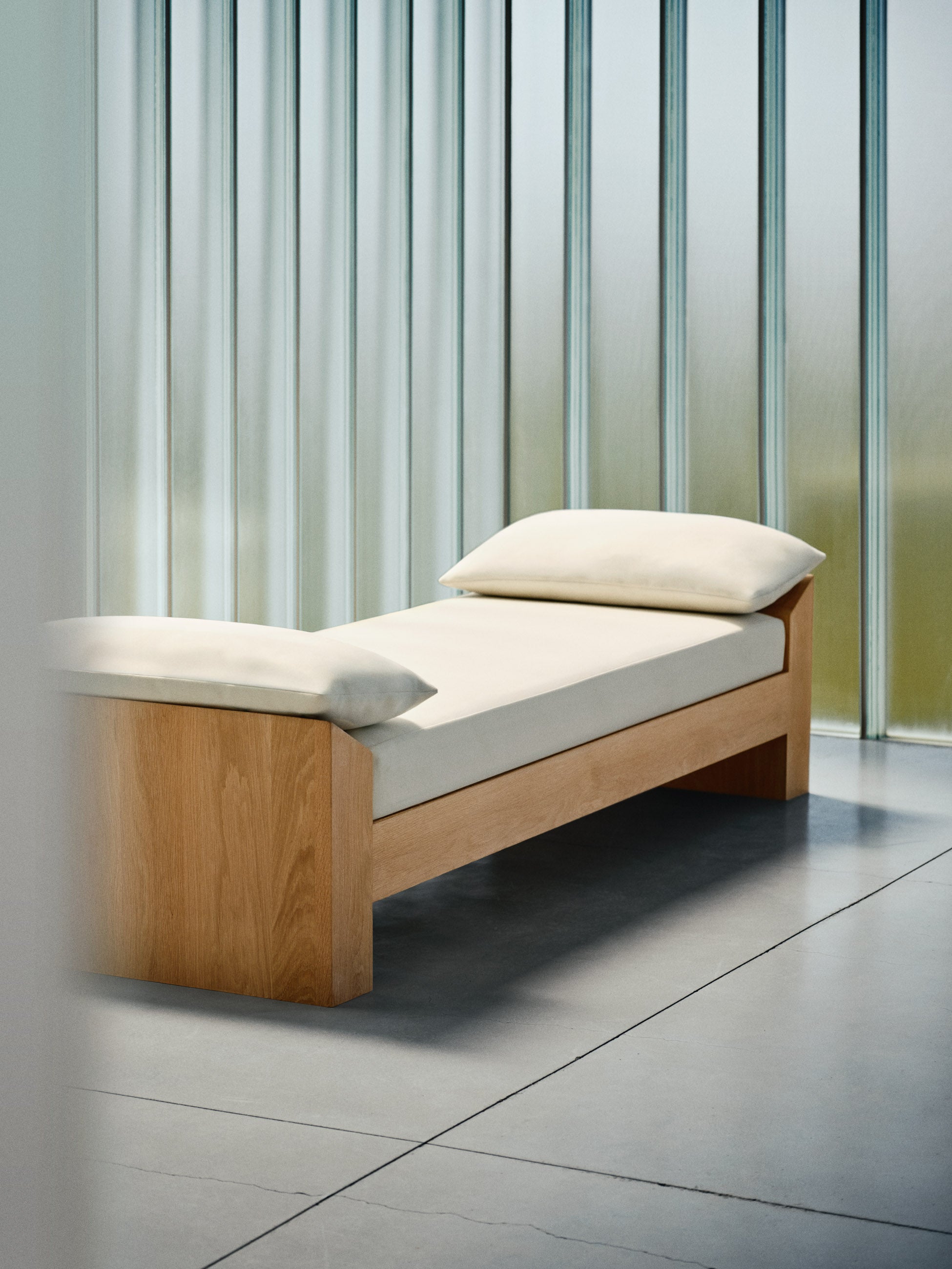 その他 Daybed Malta II Cream The Montauk Daybed - Heritage Belgian Linen Alder – Maiden Home