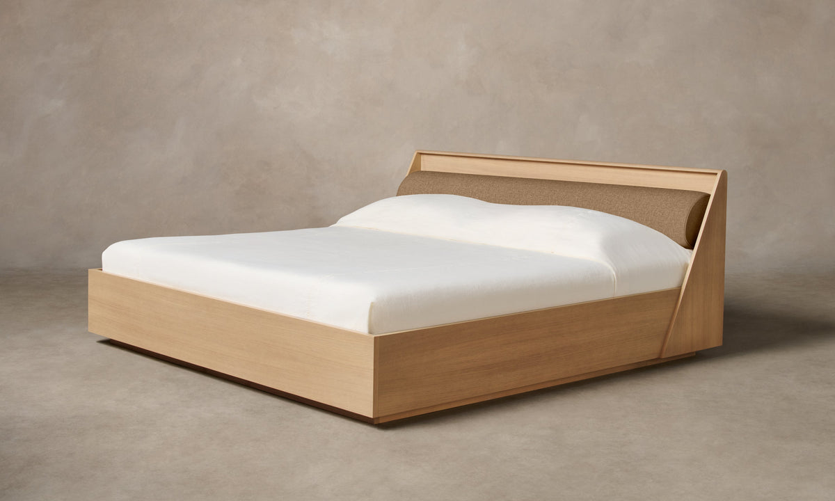 The Verne Bed - Heritage Belgian Linen Chai