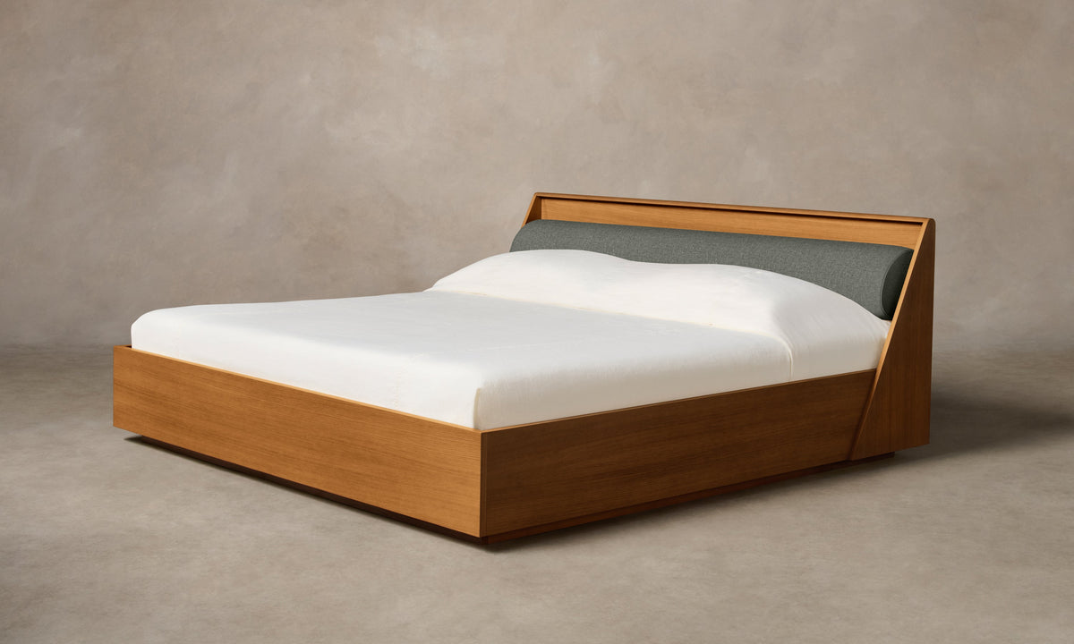 The Verne Bed - Heritage Belgian Linen Thyme