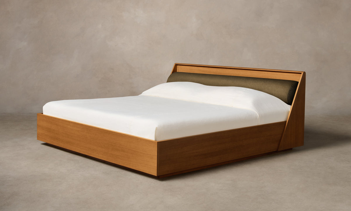 The Verne Bed - Mohair Mink