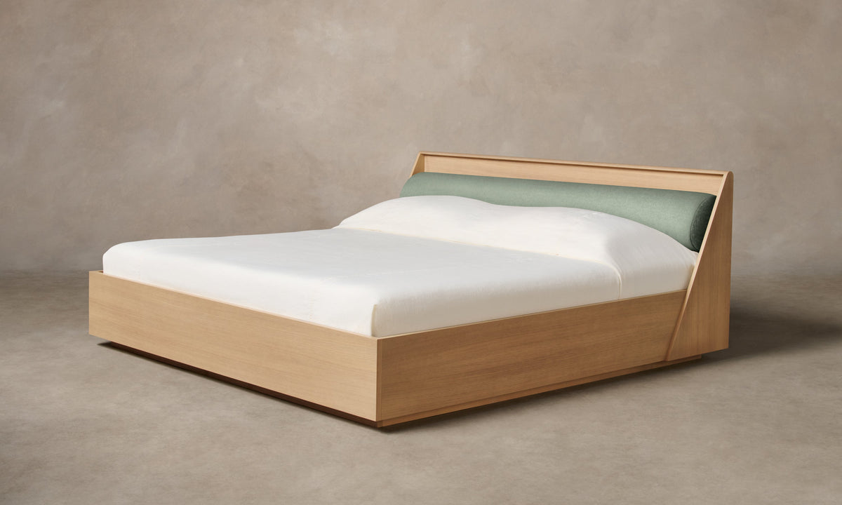 The Verne Bed - Performance Velvet Seafoam