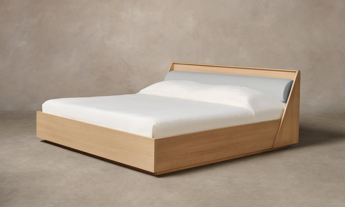 The Verne Bed - Performance Woven Chenille Rain