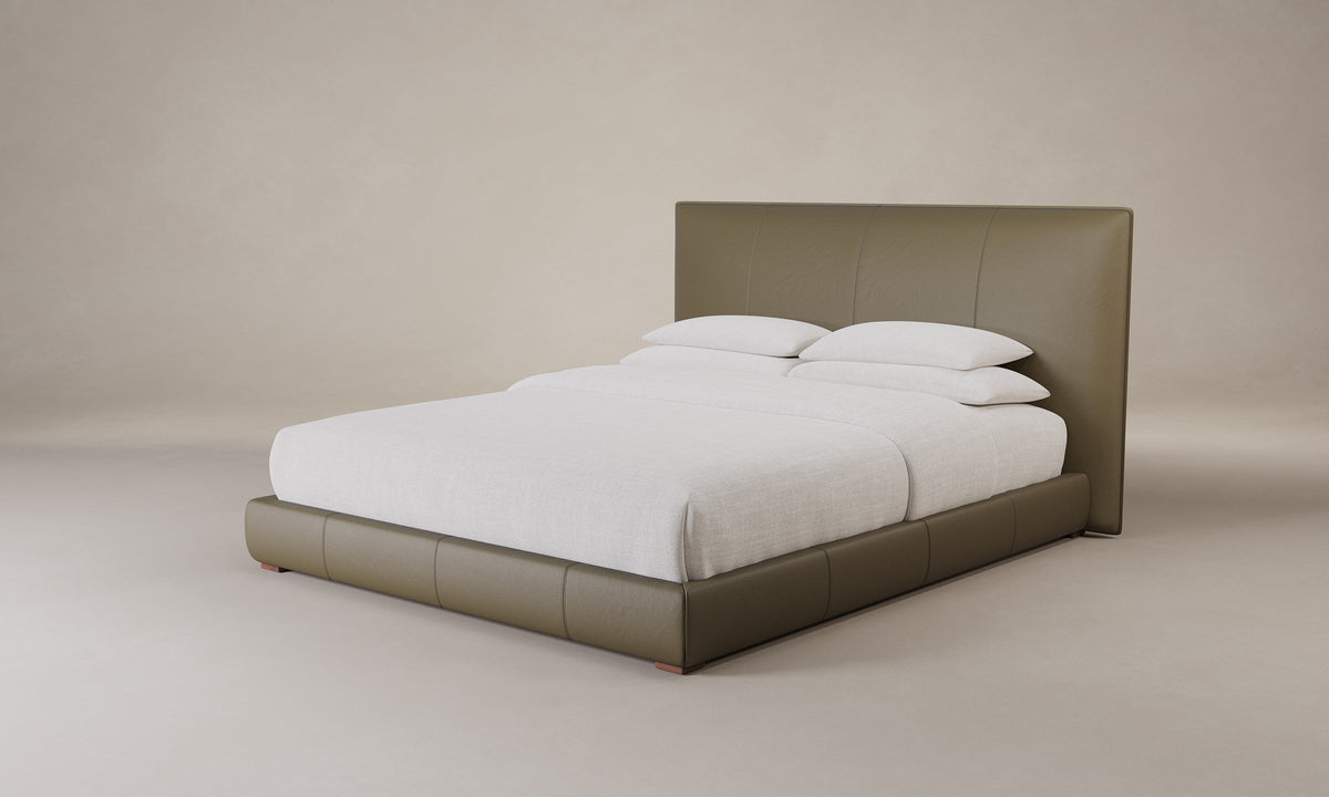 The Wythe Bed - Pebbled Leather Truffle