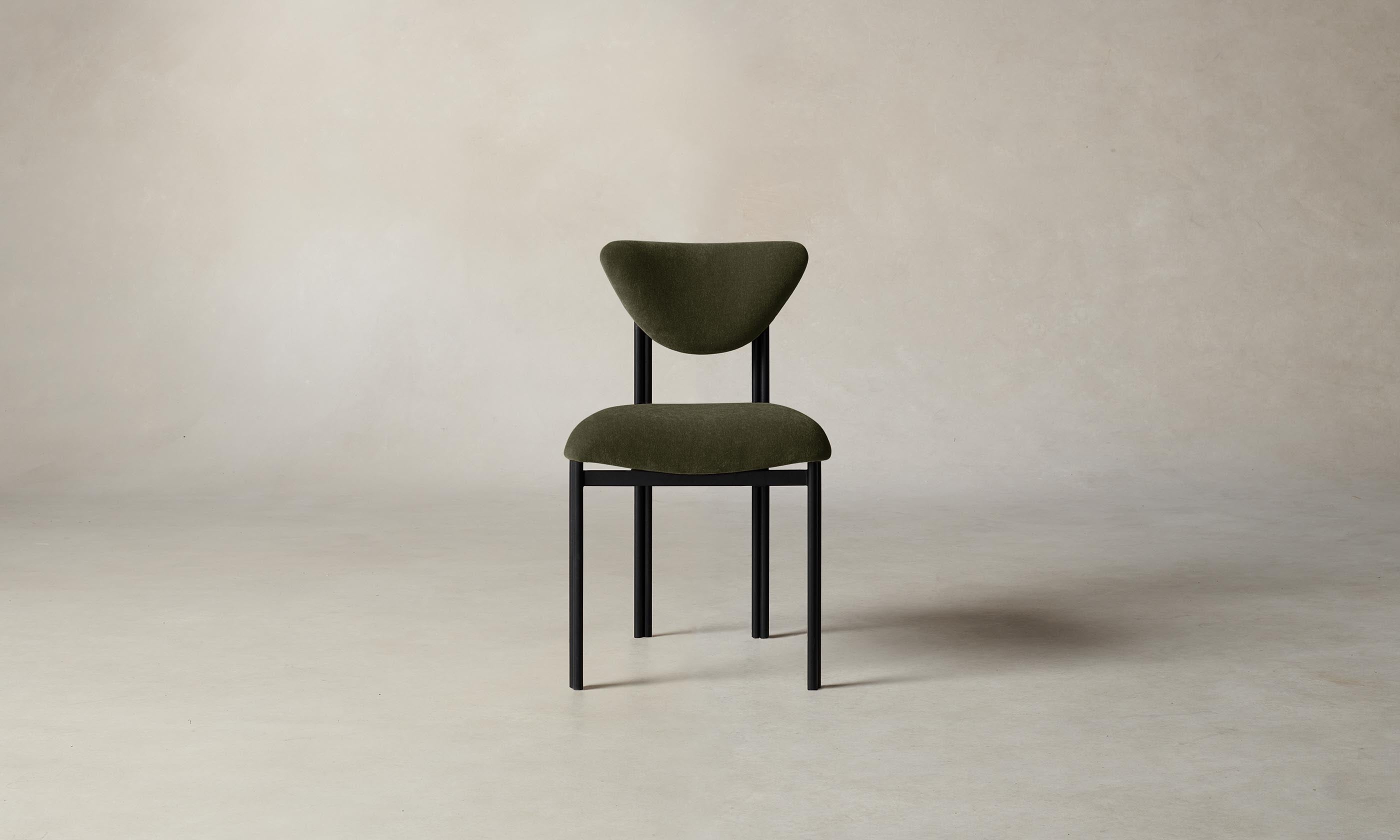 【廃盤/美品】パイオニアプランツ / Owen's Chair mini The Cooper Dining Chair - Performance Velvet Olive – Maiden Home