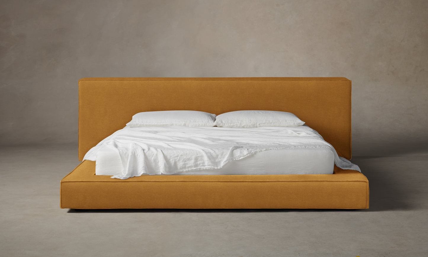 The Eldridge Bed - Mohair Amber