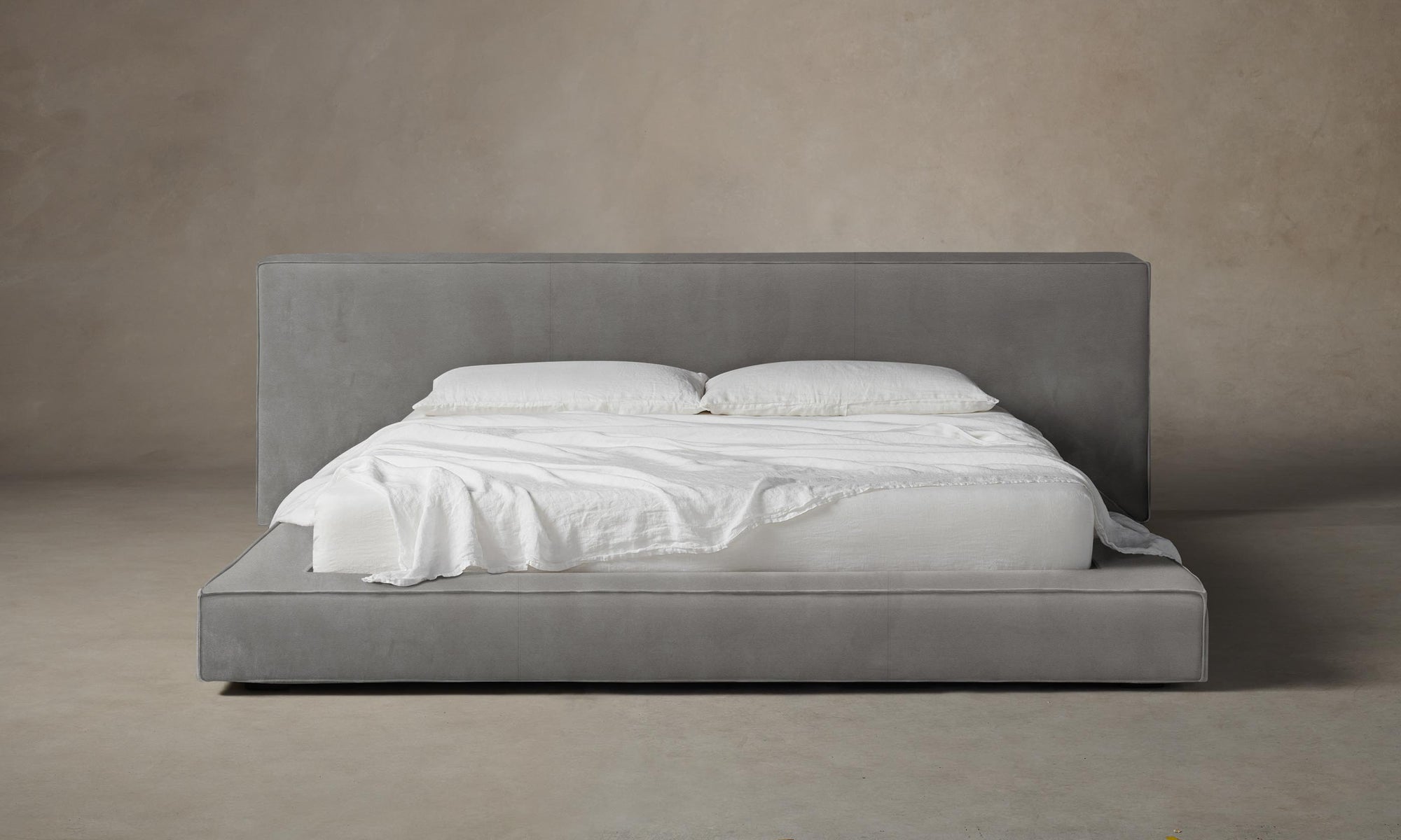The Eldridge Bed - Nubuck Leather Asphalt