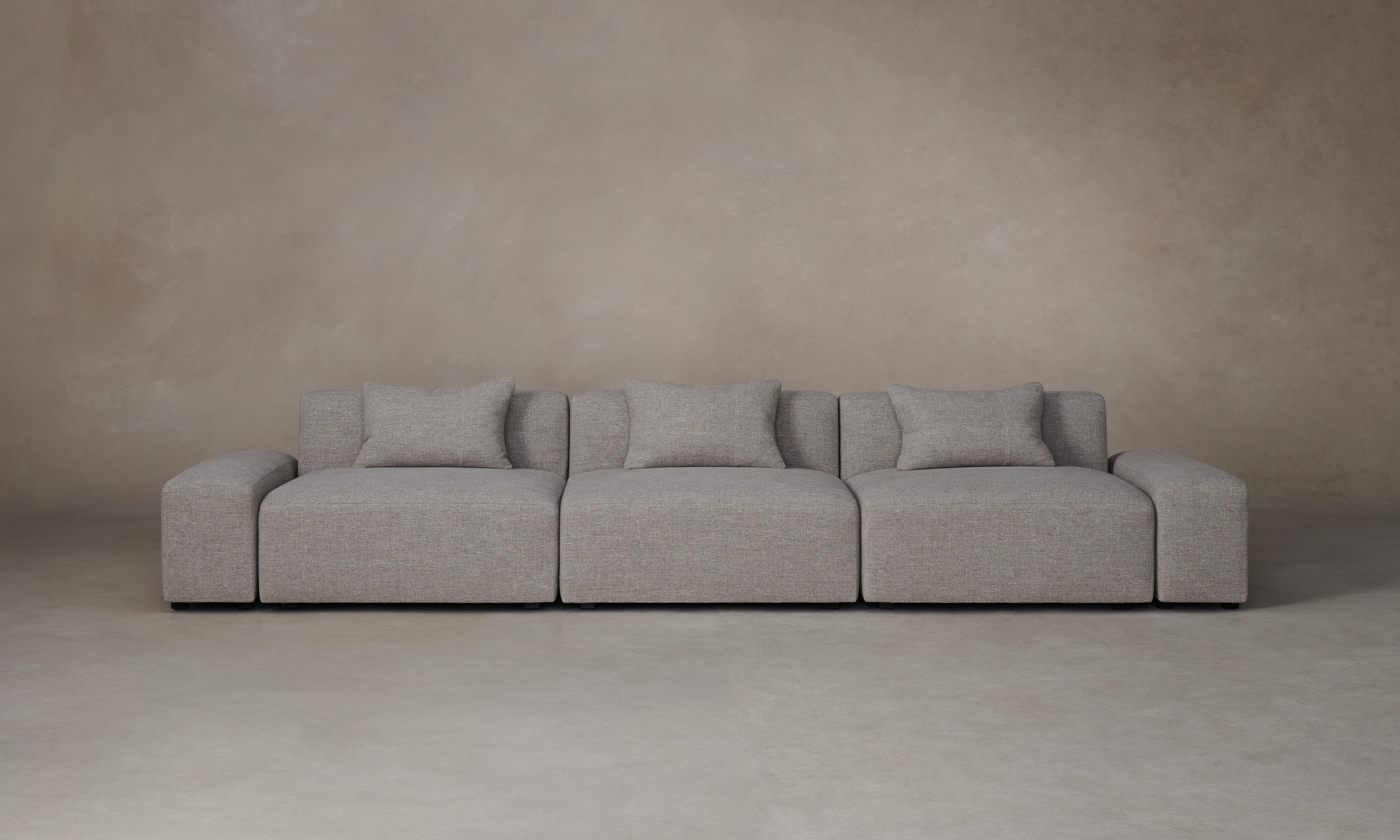 Medeaソファ The Breuer Modular Sofa - Heritage Belgian Linen Agate – Maiden Home