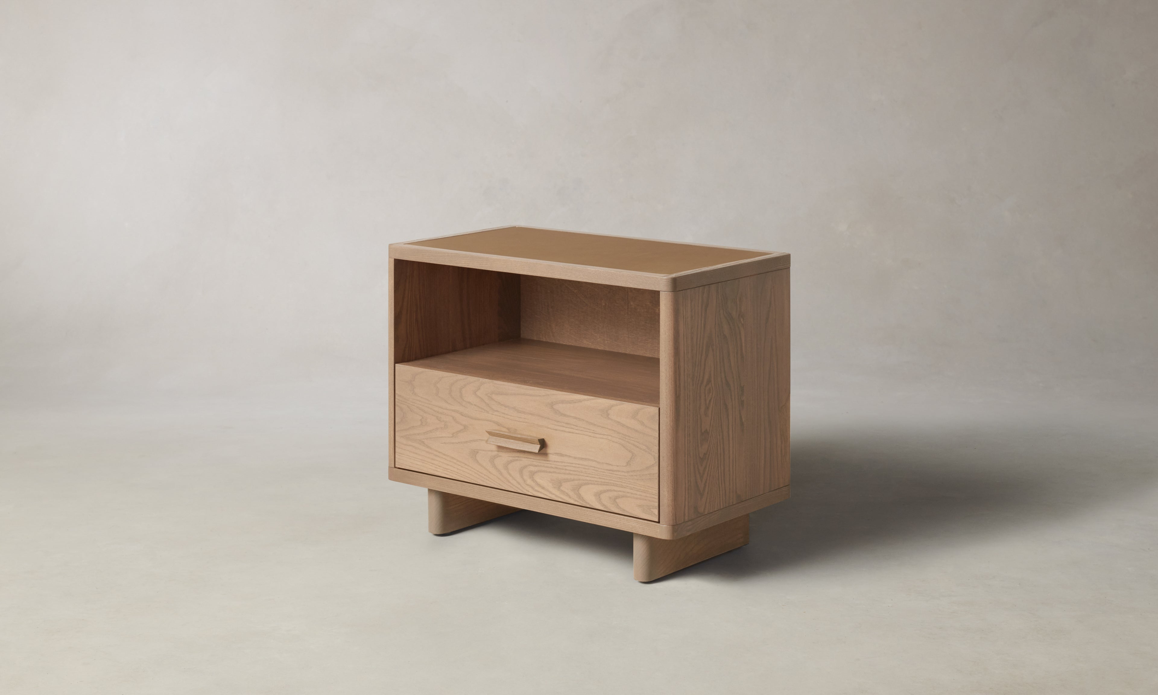 The Clinton Nightstand – Maiden Home
