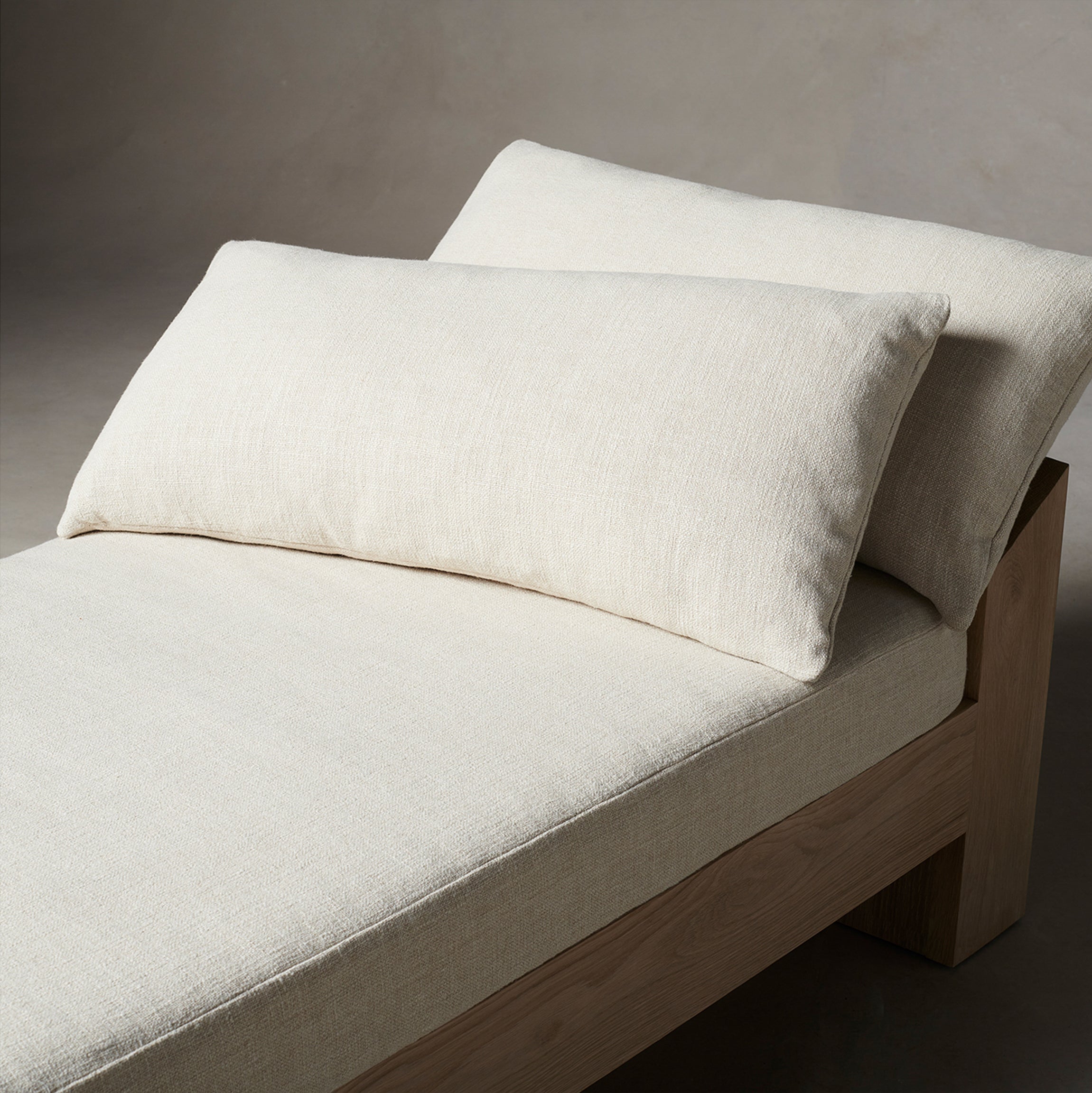 The Montauk Daybed - Heritage Belgian Linen Alder – Maiden Home