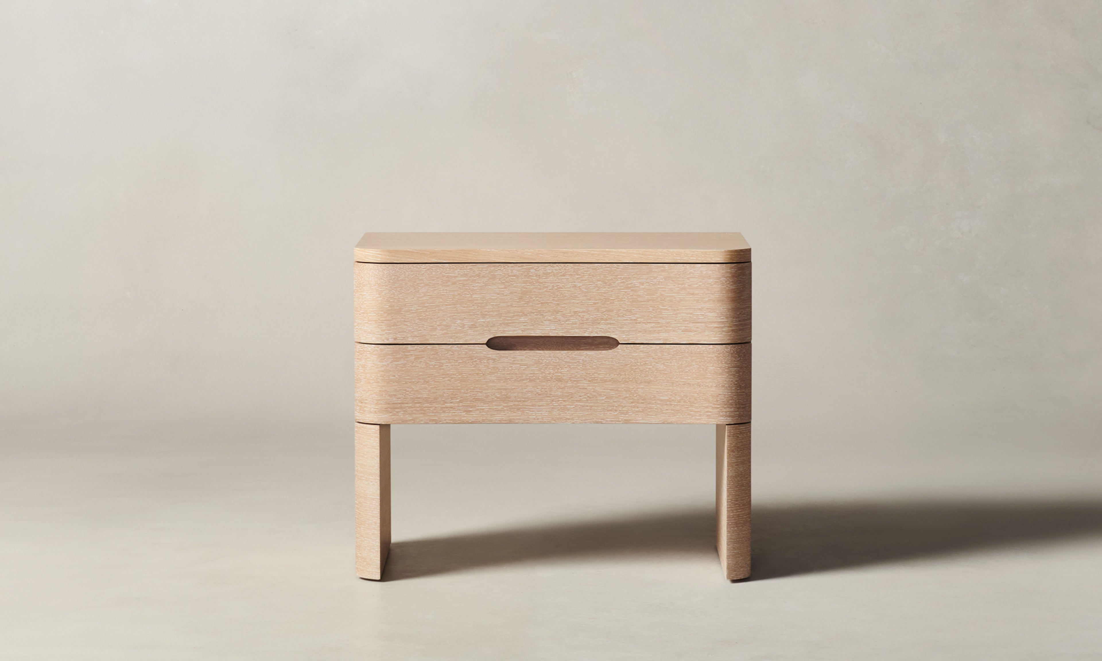 ナイティナイトナンバーズ レンタロウ The Rivington Large 2-Drawer Nightstand – Maiden Home