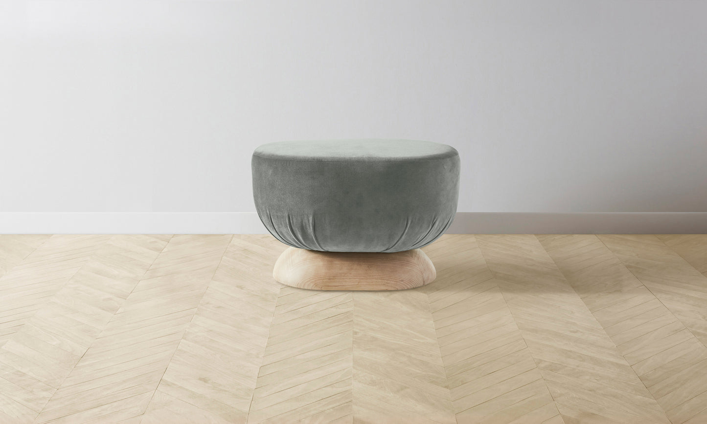 The Mott Stool - Performance Velvet Seafoam