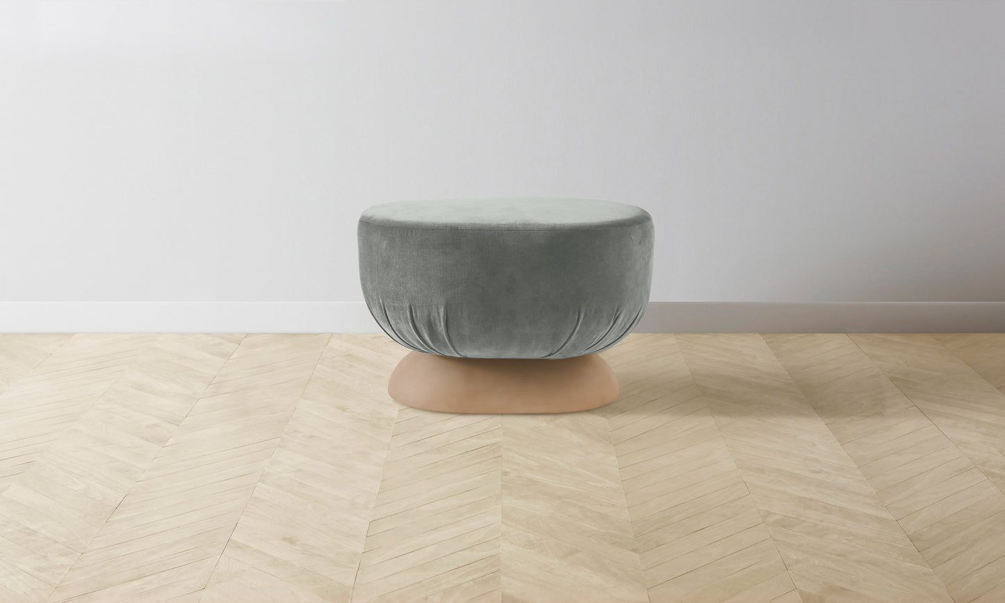 The Mott Stool - Performance Velvet Seafoam