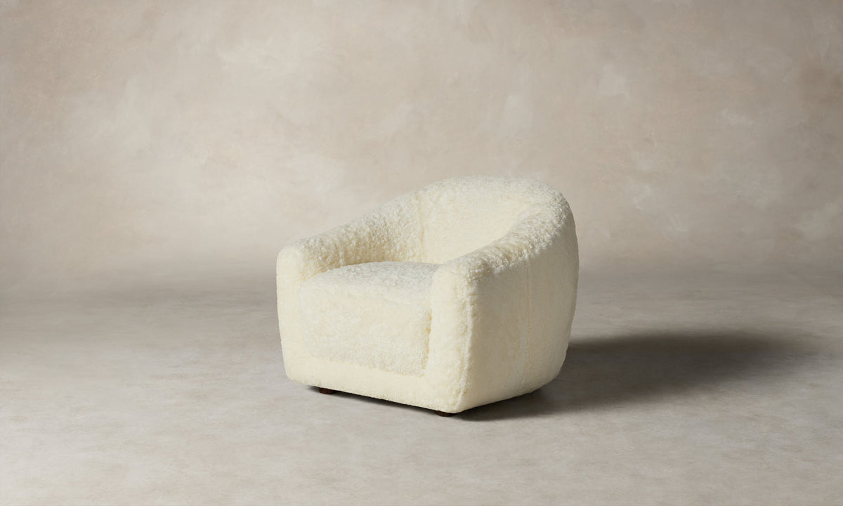 The Oliver Chair - Shearling Ivory
