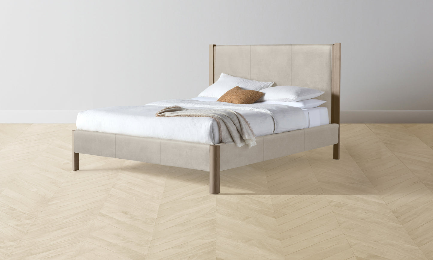 The Thompson Bed Muslin on Reverse - Nubuck Leather Sail