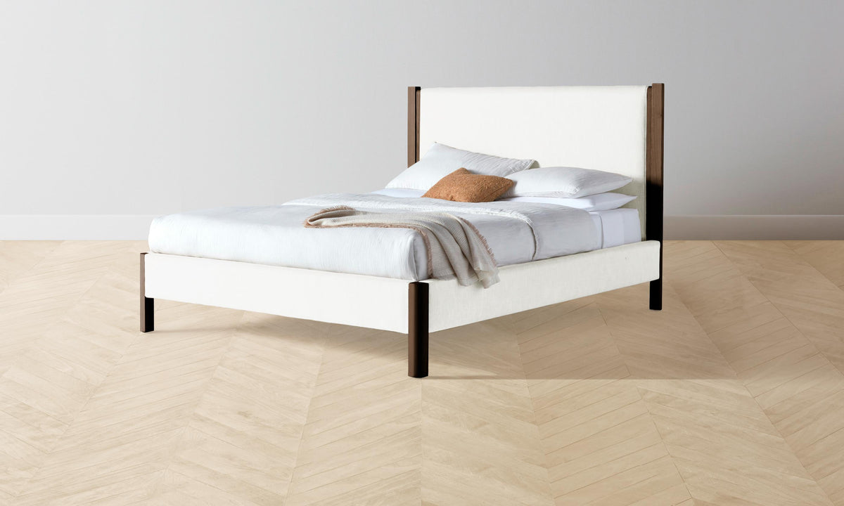 The Thompson Bed - Performance Woven Chenille Lace