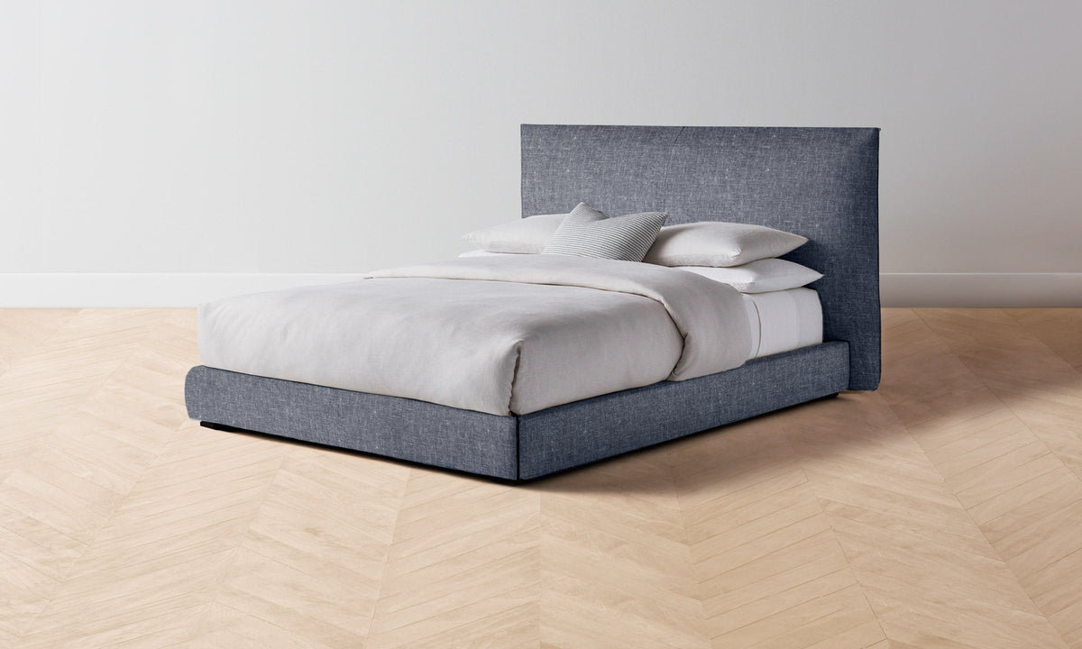The Wythe Bed - Heritage Belgian Linen Lake